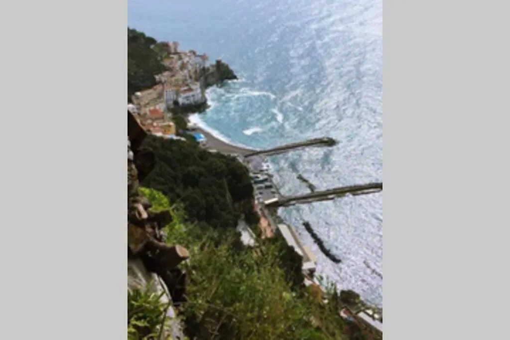 Casa Marilo - A Beautiful House Overlooking Amalfi Italy